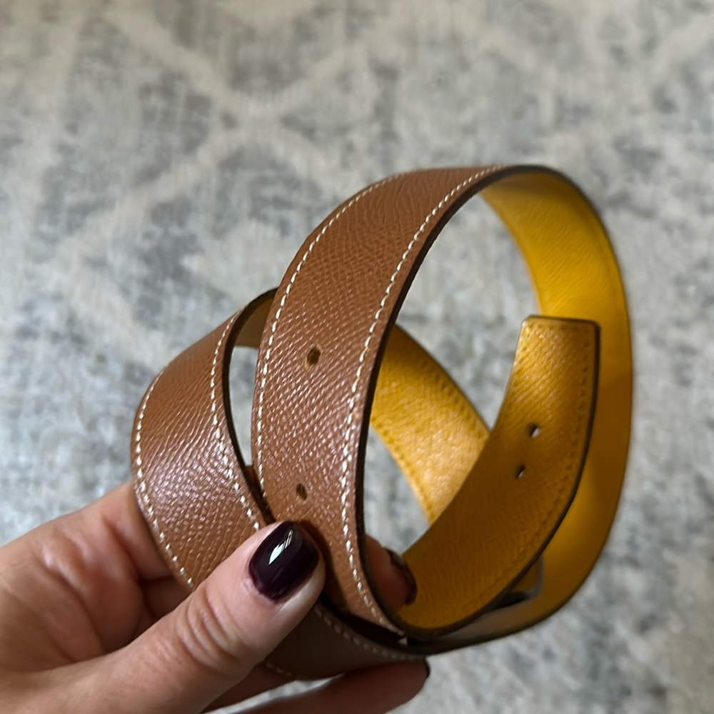 Hermes belt, never used, brand new.